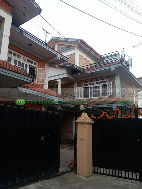 HOUSE FOR RENT AT CHAKRAPATH