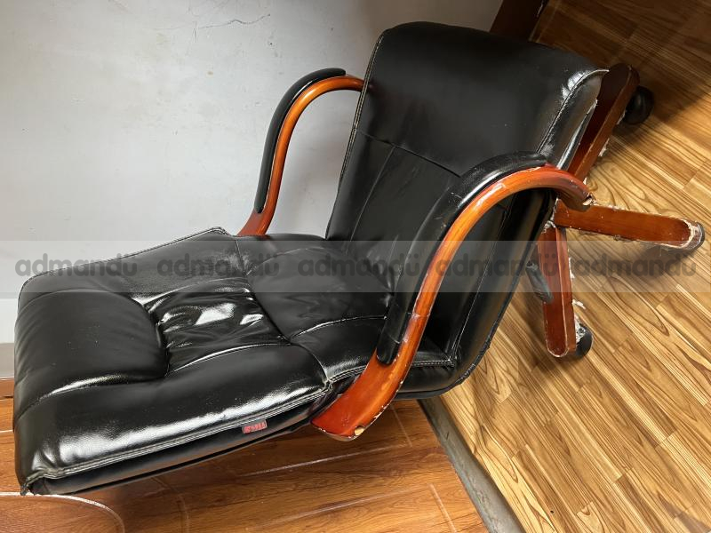 Boss chair 