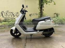 NIU e-scooter sale