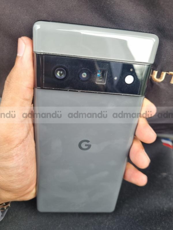 Google Pixel 6 Pro with box 12/128 GB