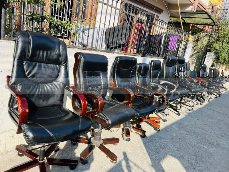 Office chair 