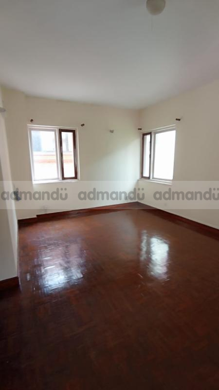 House On Rent At Chappalkarkhana